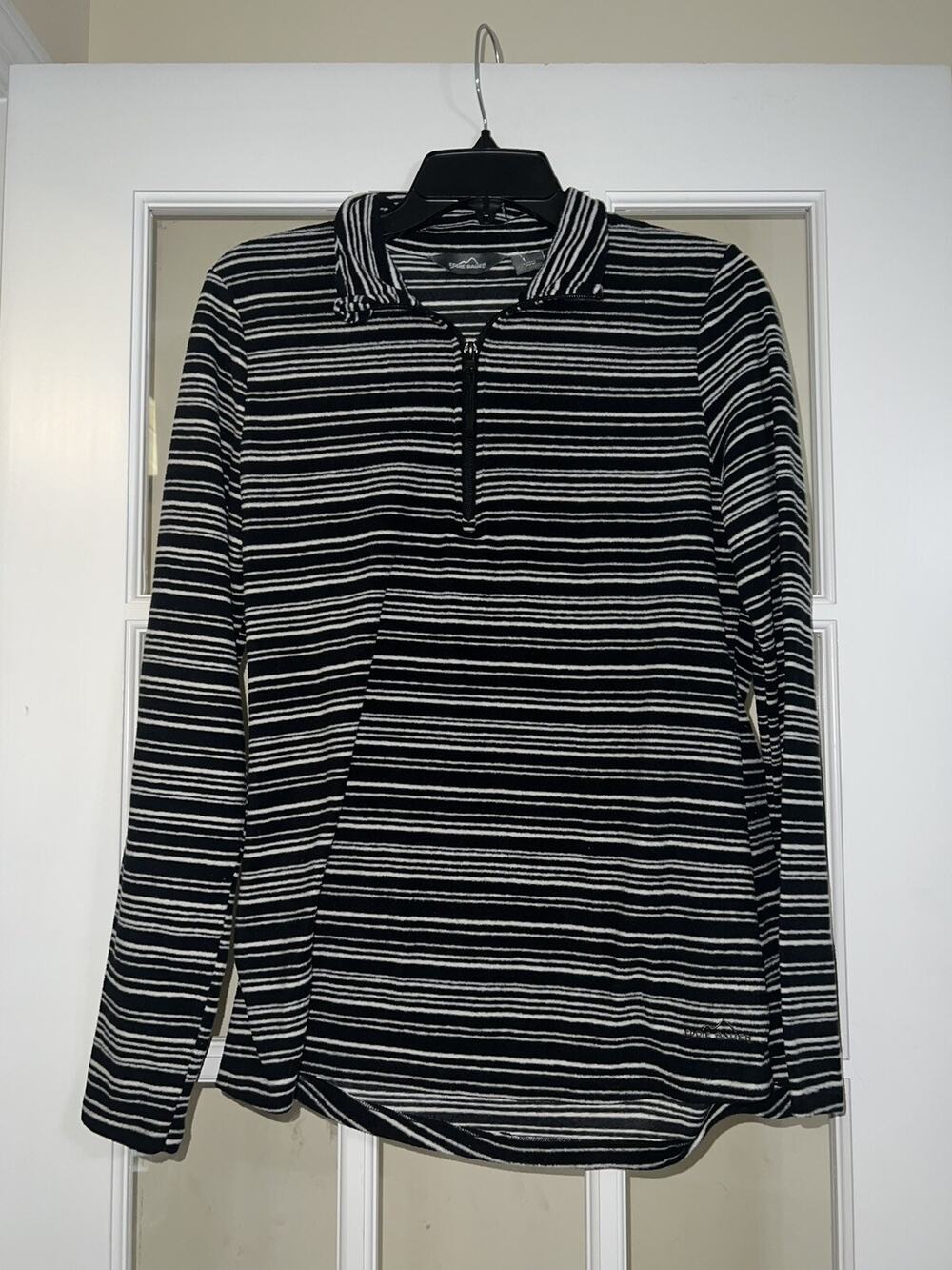 Eddie Bauer womens fleece black white striped long sleeve 1/4 zip MEDIUM